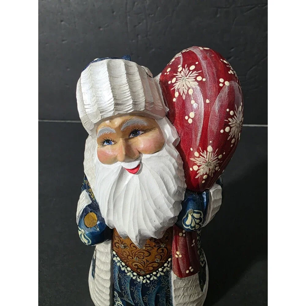 Vintage Hand Carved & Painted Russian Ded Moroz (Santa) Folk Art